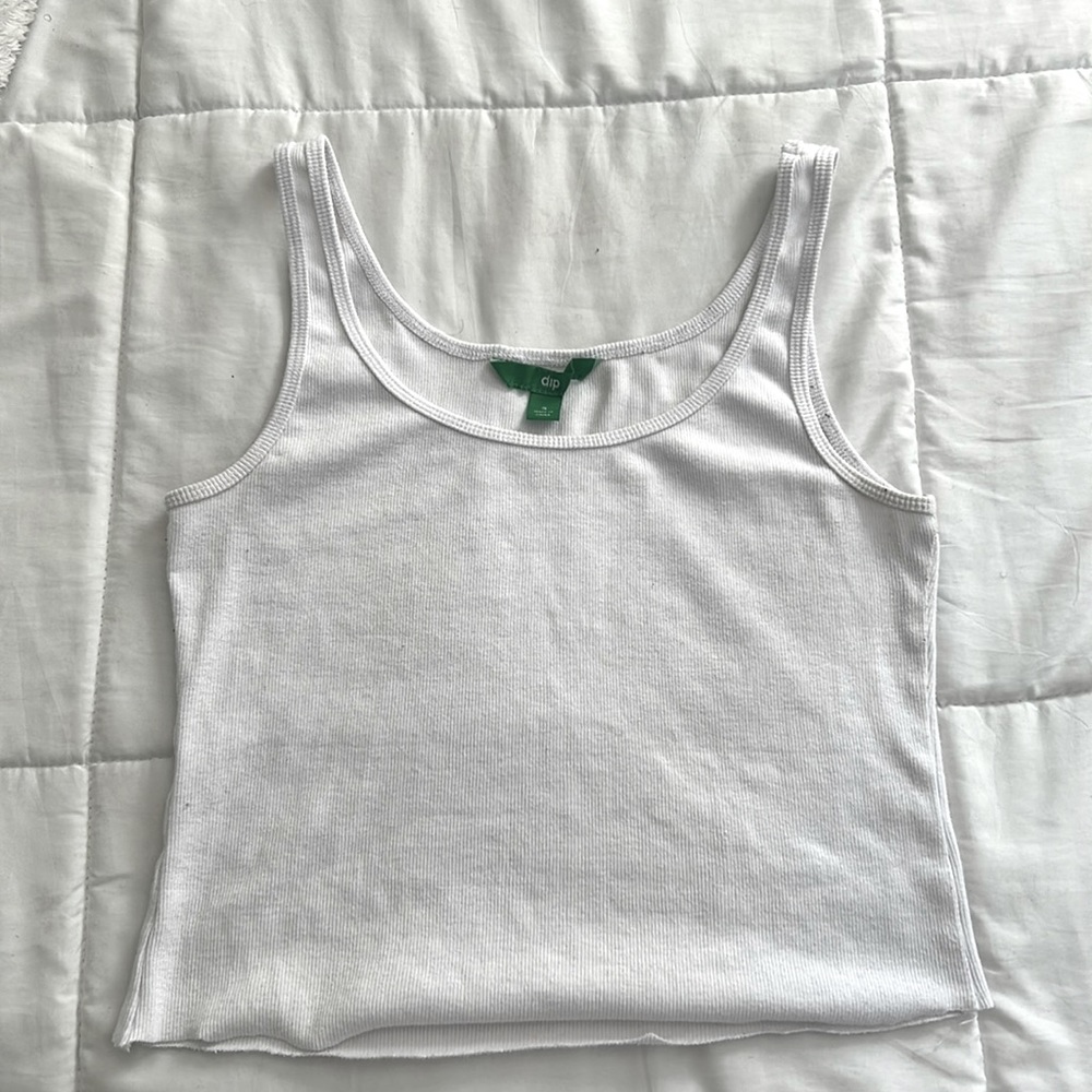 cropped tank top